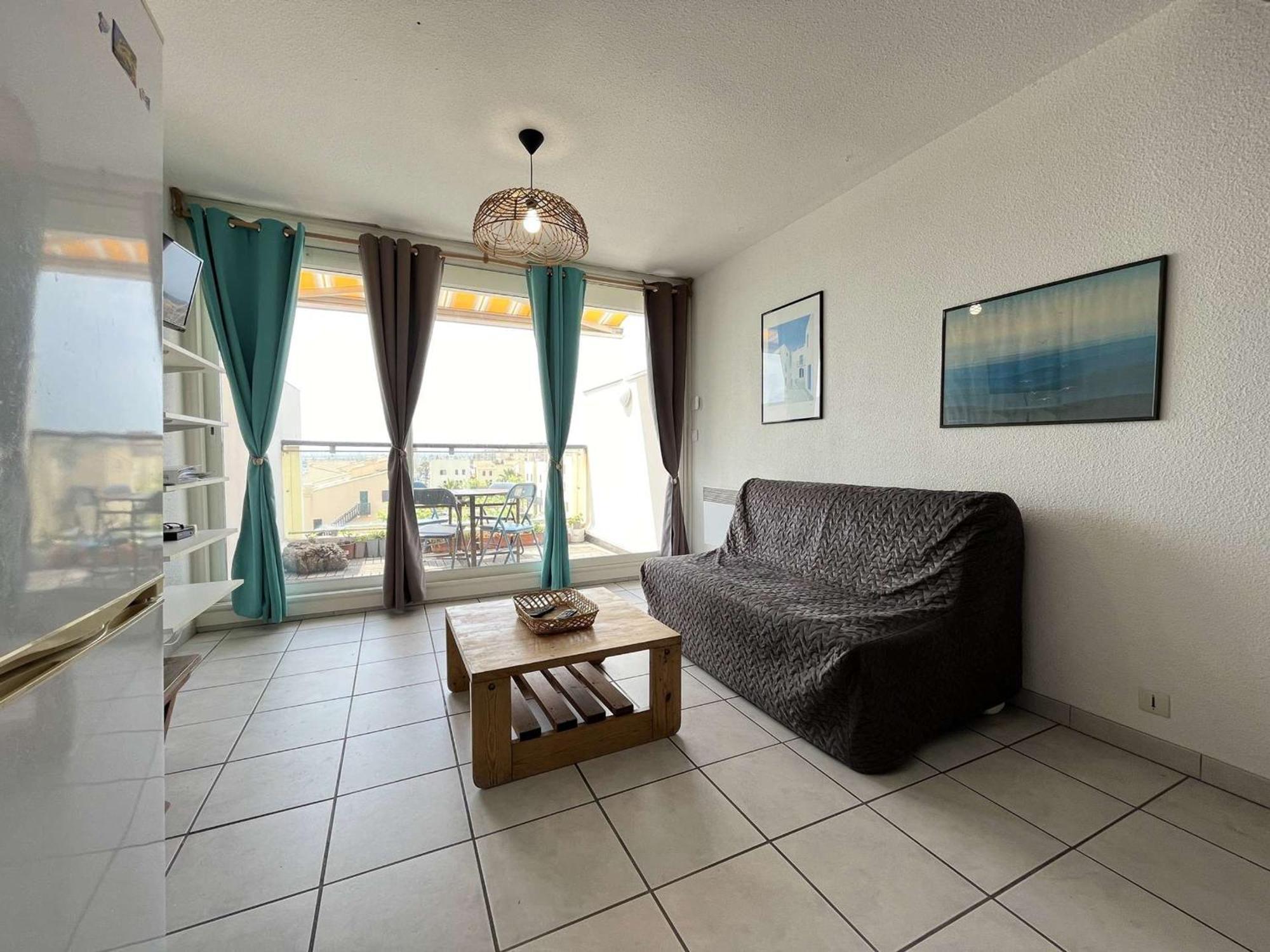 Appartement Renove 2 Chambres Avec Piscine Et Parking, A 6 Couchages Pres De La Plage - Fr-1-229-103 Gruissan Exterior photo